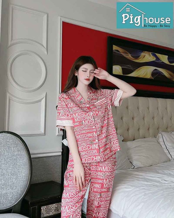 Bộ pijama dài chữ moschino màu đỏ