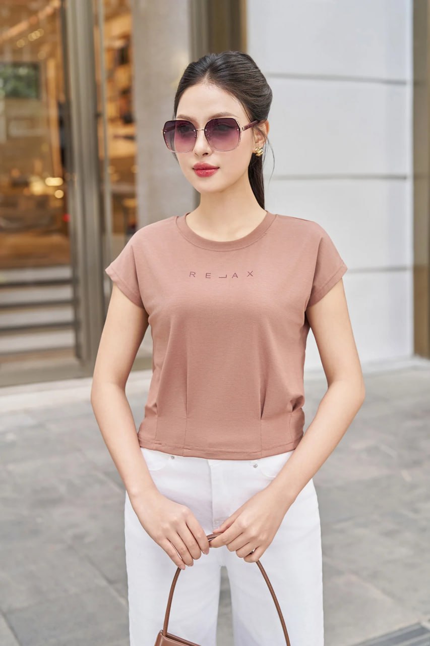 Áo Phông Cổ Tròn Tay Cánh Rơi In Chữ Năng Động