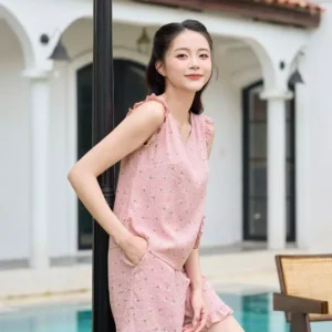 Bo-dui-mac-nha-nu-tho-ke-sat-nach-vai-beo