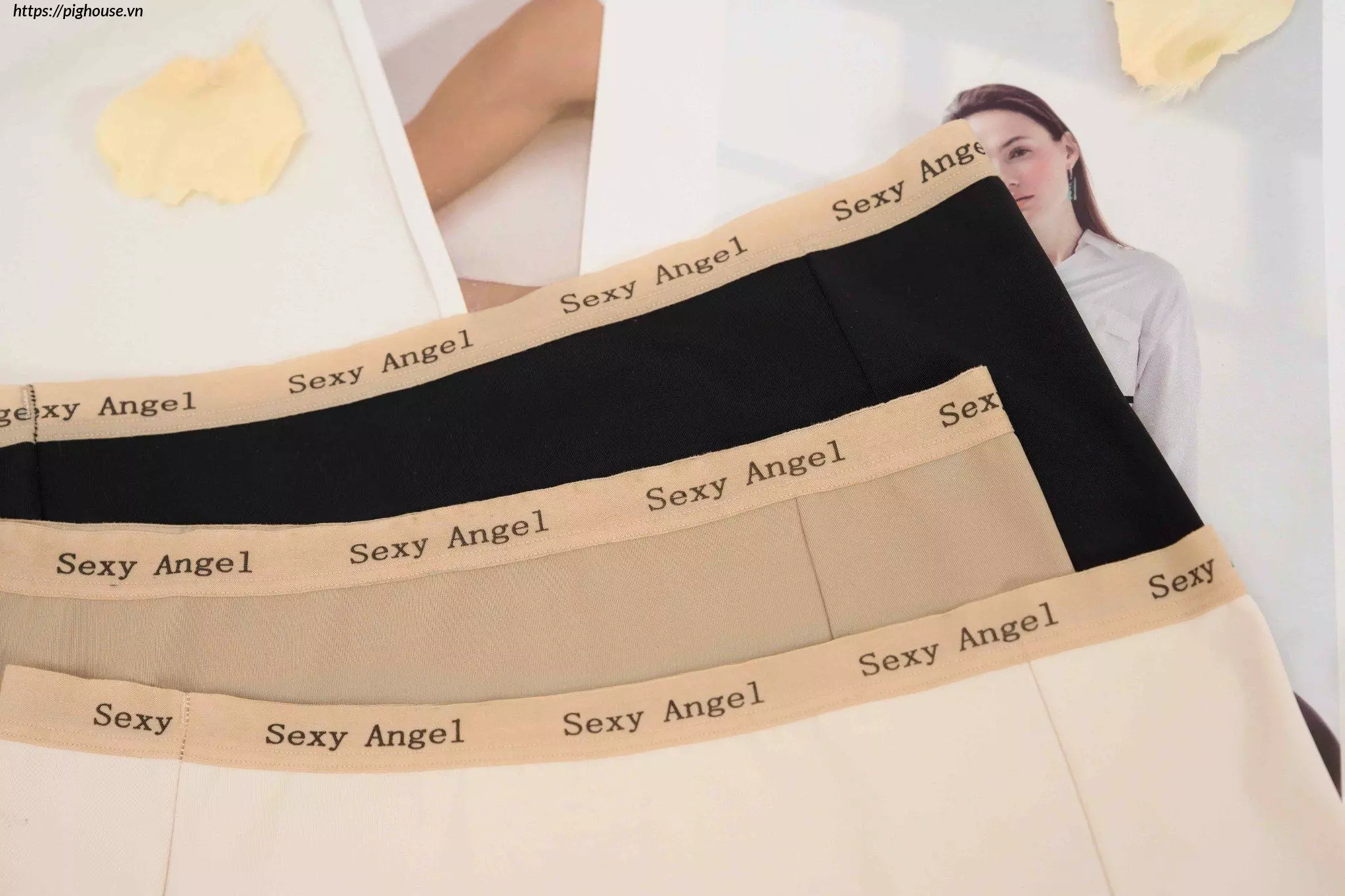 Quần lót su lạnh Cardina cạp Sexy Angel