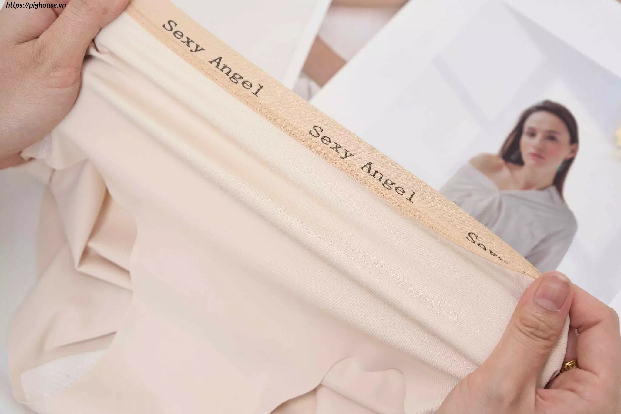 Quần lót su lạnh Cardina cạp Sexy Angel